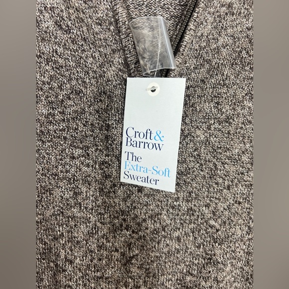 NWT - Croft & Barrow “The Extra Soft Sweater” mock neck, zip, Large. - Picture 4 of 5